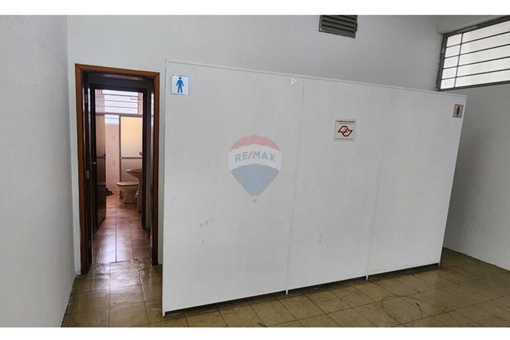 Galpão - Alugar - Valinhos , São Paulo - wc escritorio.jpg - 690491079-11