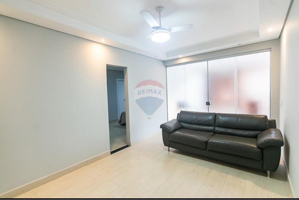 Casa para alugar com 5 quartos, 450m² - Foto 26