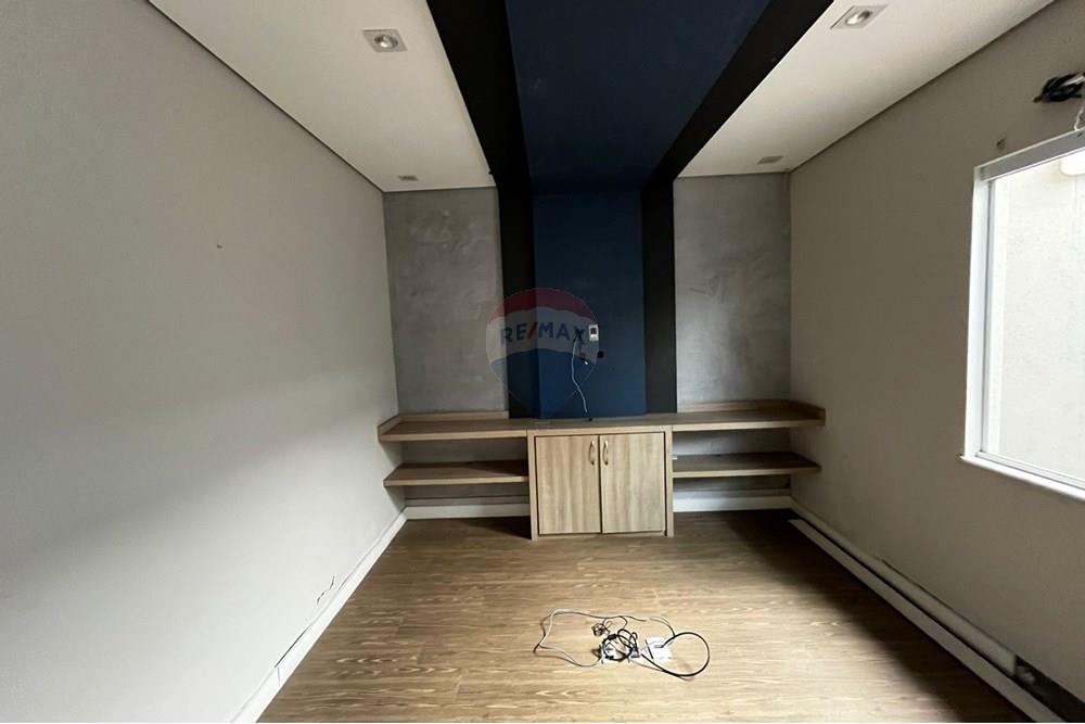 Casa Comercial - Alugar - Atibaia , São Paulo - WhatsApp Image 2025-11-27 at 10.45.54.jpeg - Sala - 690471149-6