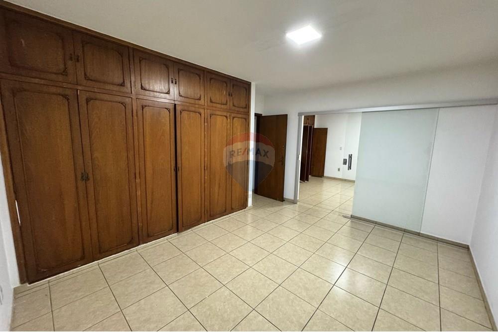 Casa Comercial - Alugar - Bragança Paulista , São Paulo - WhatsApp Image 2025-03-24 at 10.37.33 (2).jpeg - 690041127-26