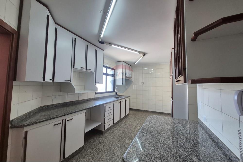 Apartamento à venda com 4 quartos, 221m² - Foto 74