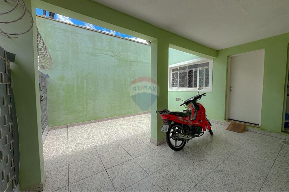 Casa - Venda - Rio Claro , São Paulo - 74b86dbd-99e3-4de6-b899-325c31bf06b2.jpg - Garagem - 690901052-4