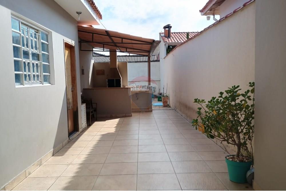 Casa para alugar com 2 quartos, 98m² - Foto 39