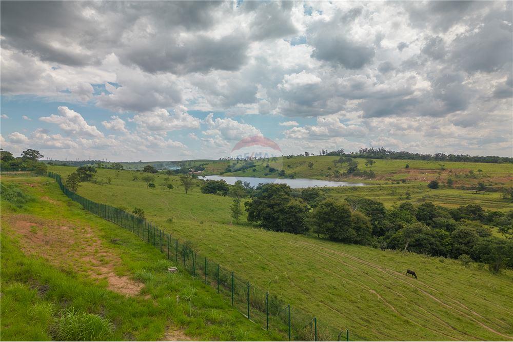 Terreno - Venda - Campinas , São Paulo - Visão fundo e lateral do lote - 690681118-133