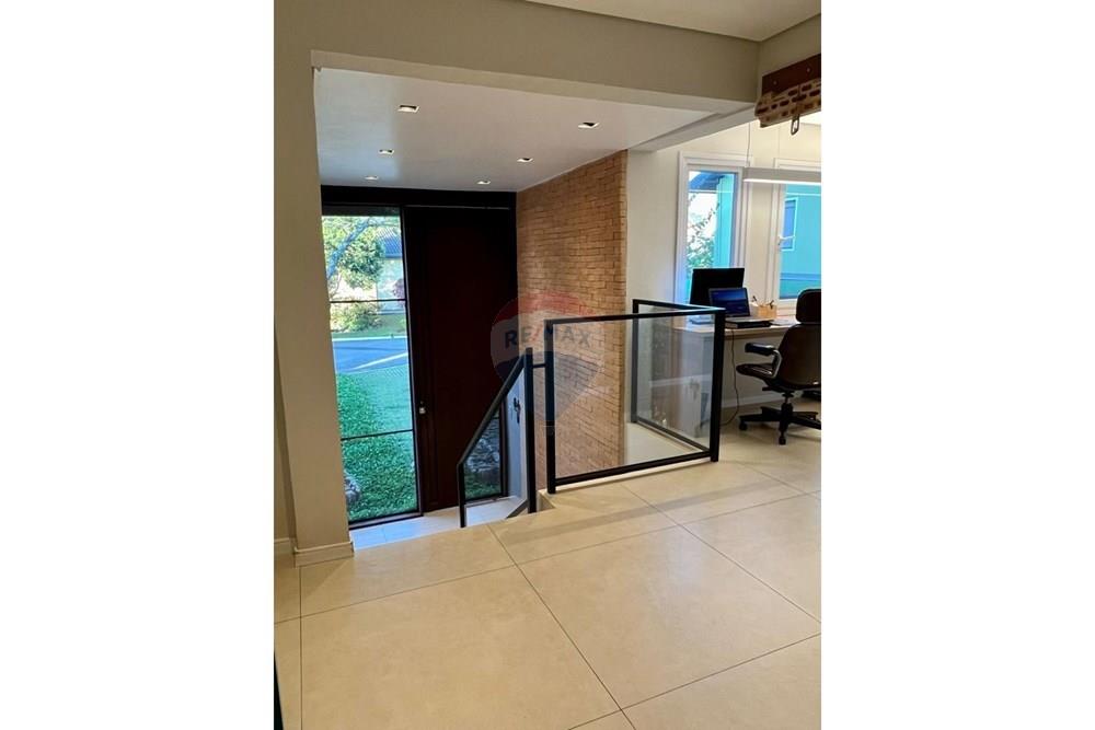 Casa de Condomínio - Alugar - Santana de Parnaíba , São Paulo - WhatsApp Image 13.jpeg - 691021035-29