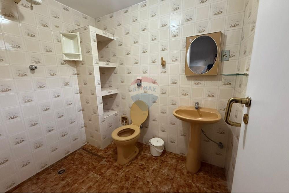 Chácara / Sítio / Fazenda - Alugar - Bragança Paulista , São Paulo - WhatsApp Image 2026-02-25 at 14.48.19 (4).jpeg - Banheiro - 690041129-19