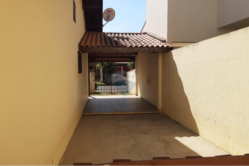 Casa de Condomínio - Alugar - Valinhos , São Paulo - c9c3ac65-4704-40ef-88d3-1263b80a38d3.jpg - 690851008-527