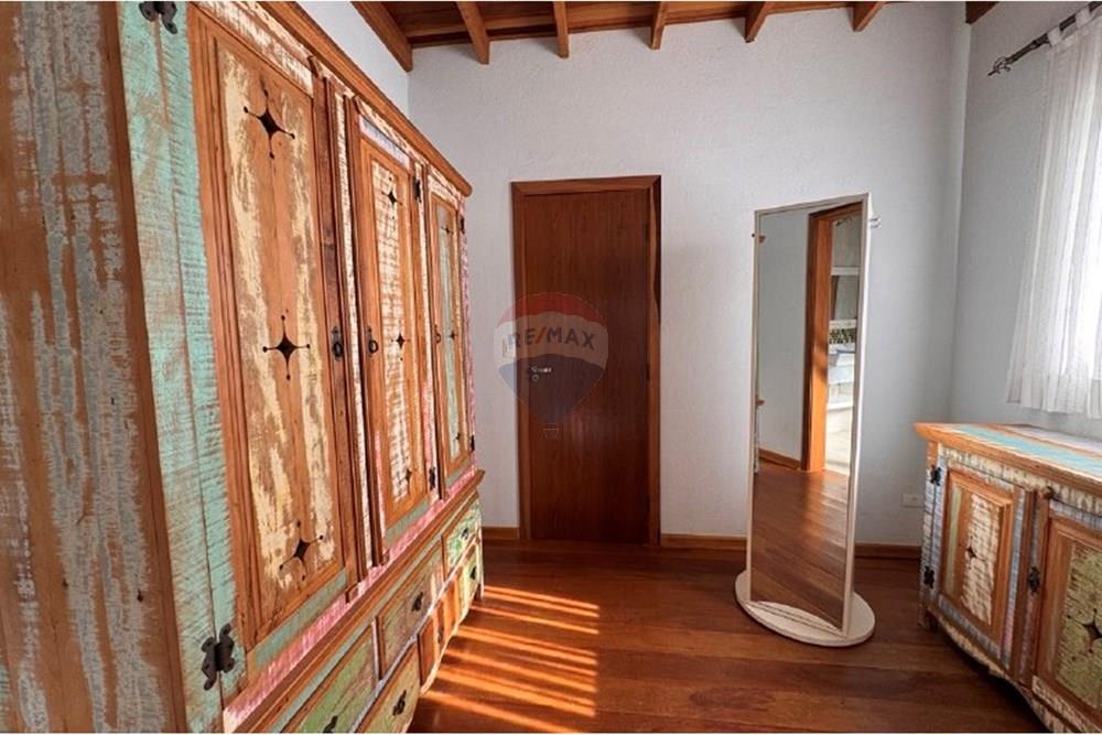 Casa de Condomínio - Venda - Bragança Paulista , São Paulo - 03cdec05-6d37-4964-a62d-659d705b3ff9.jpeg - Closet - 690041112-8