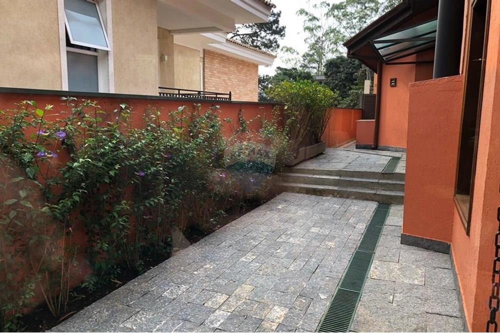 Casa - Venda - Barueri , São Paulo - 6fa28b29-27f1-4777-a8b5-170cd2d454ad.jpeg - 690951036-9