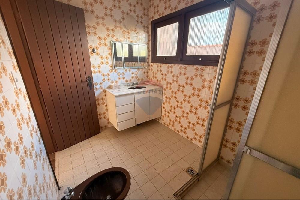 Casa - Alugar - Atibaia , São Paulo - WhatsApp Image 2026-01-13 at 11.17.23 (1).jpeg - Banheiro - 690471182-6