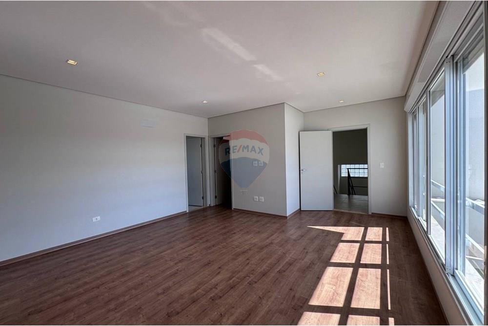 Casa de Condomínio - Venda - Bragança Paulista , São Paulo - photo_24_2025-05-22_12-11-11.jpg - Quarto principal - 690041018-290