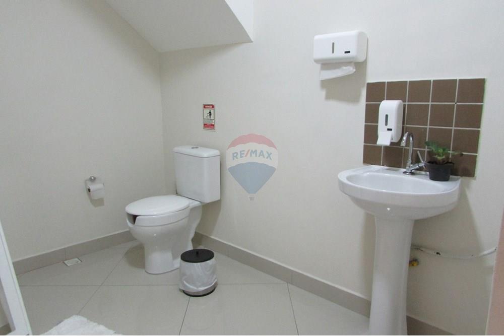 Ponto Comercial/ Loja - Venda - Serra Negra , São Paulo - IMG_3473.JPG - Banheiro - 690291056-25