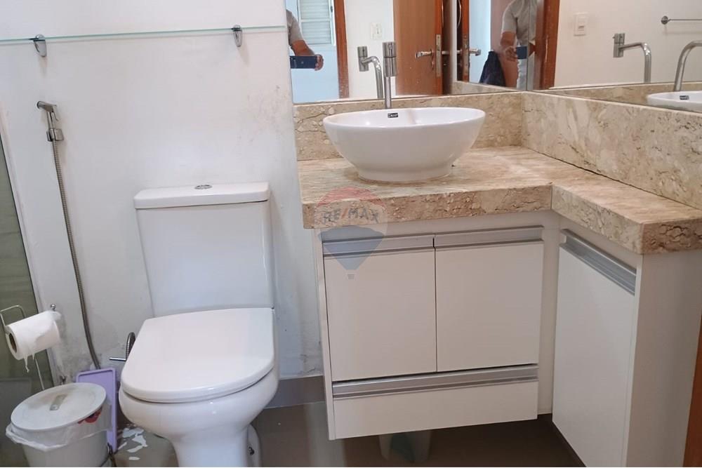 Casa para alugar com 2 quartos, 98m² - Foto 10