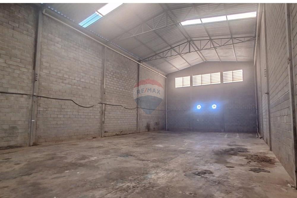 Cj. Comercial/ Sala - Alugar - Bragança Paulista , São Paulo - WhatsApp Image 2026-01-05 at 09.34.46 (2).jpeg - 690041127-97