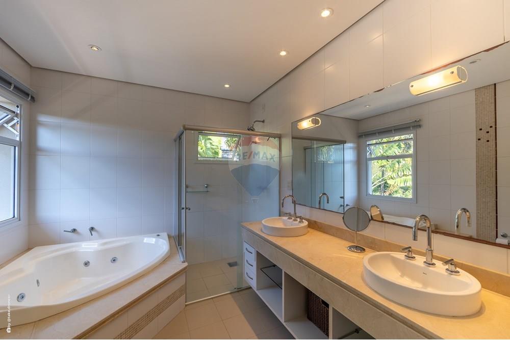 Casa de Condomínio - Venda - Valinhos , São Paulo - TKD-10416.jpg - 690491084-83