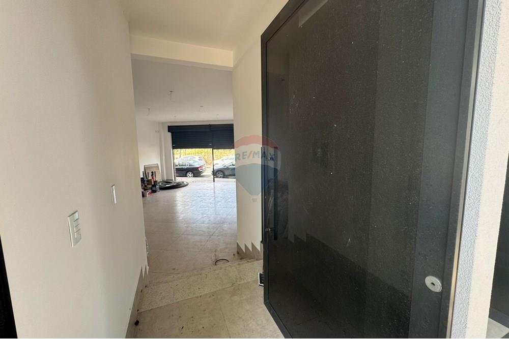 Cj. Comercial/ Sala - Alugar - Valinhos , São Paulo - WhatsApp Image 2025-10-16 at 15.02.31 (2).jpeg - 691091011-96