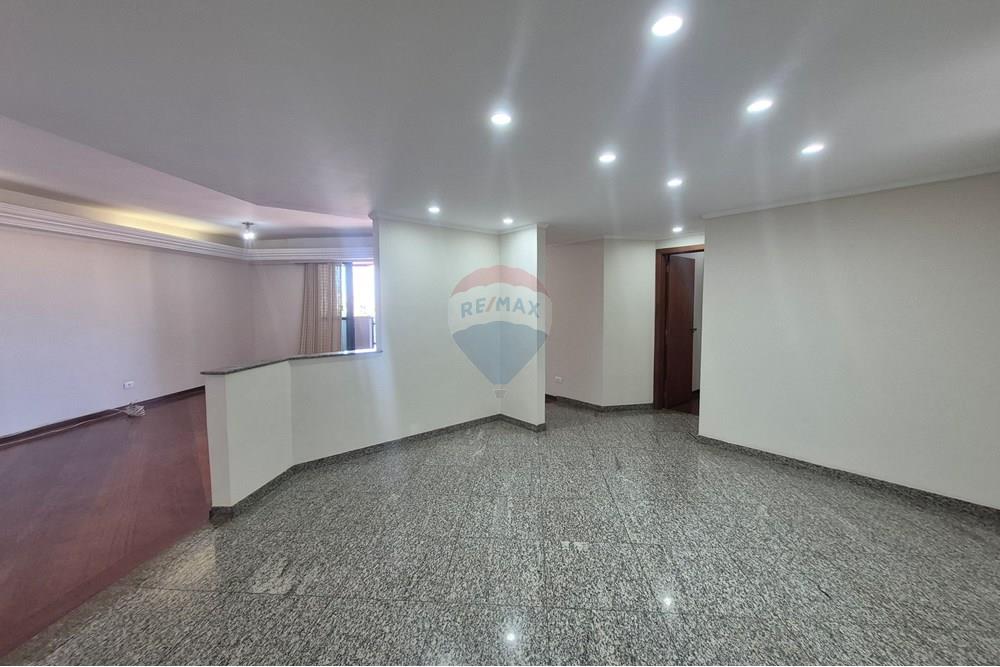 Apartamento à venda com 4 quartos, 221m² - Foto 45