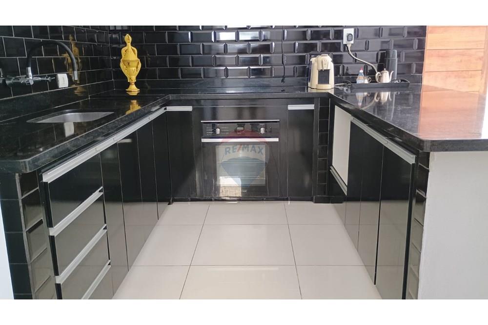 Casa à venda com 3 quartos, 256m² - Foto 20