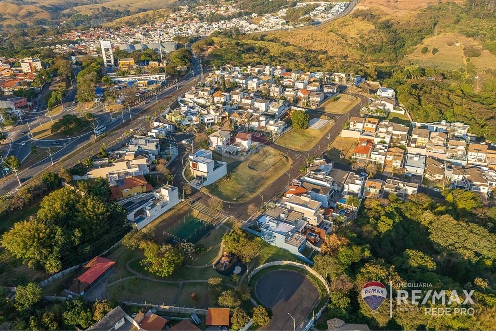 Casa de Condomínio - Venda - Valinhos , São Paulo - DJI_20250815165751_0020_D_EDIVOFURTAEDIVOFURTADO-RG98002306922 SSPCE - Villagio Fiorentino -  REDE PRO II - 690851076-157 - GILB - 690851076-157