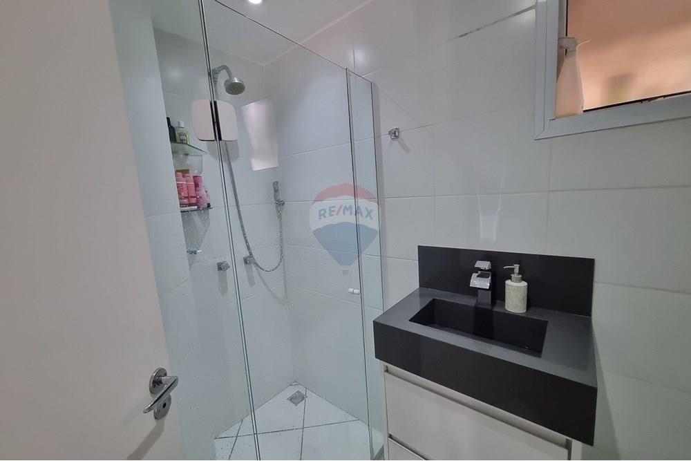 Apartamento à venda com 2 quartos, 62m² - Foto 8