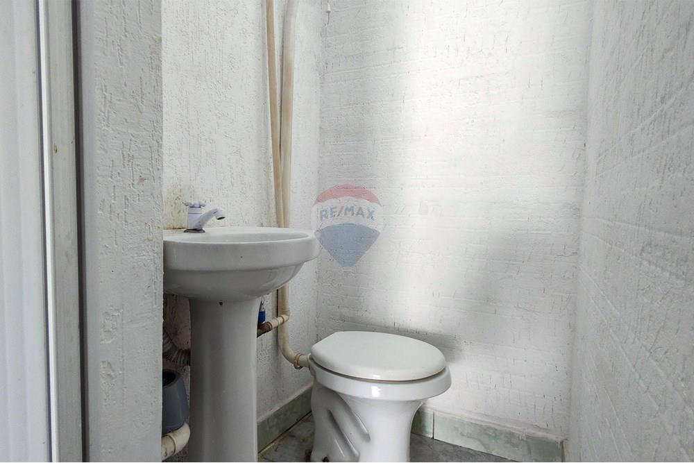 Ponto Comercial/ Loja - Alugar - Capivari , São Paulo - 09 - BANHEIRO.jpg - 690091033-22