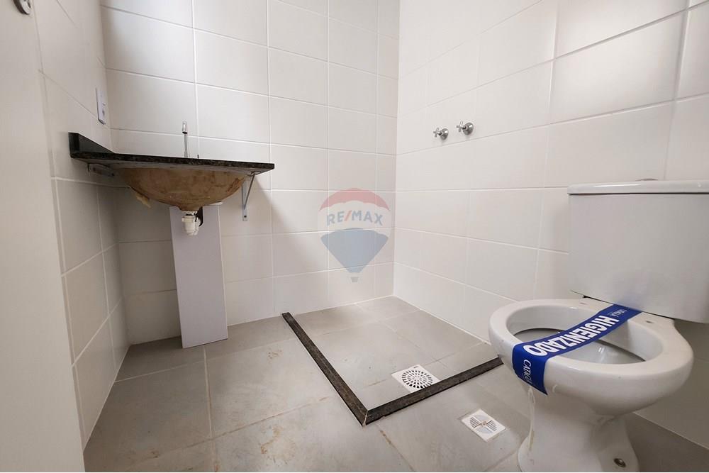 Casa à venda com 2 quartos, 62m² - Foto 44