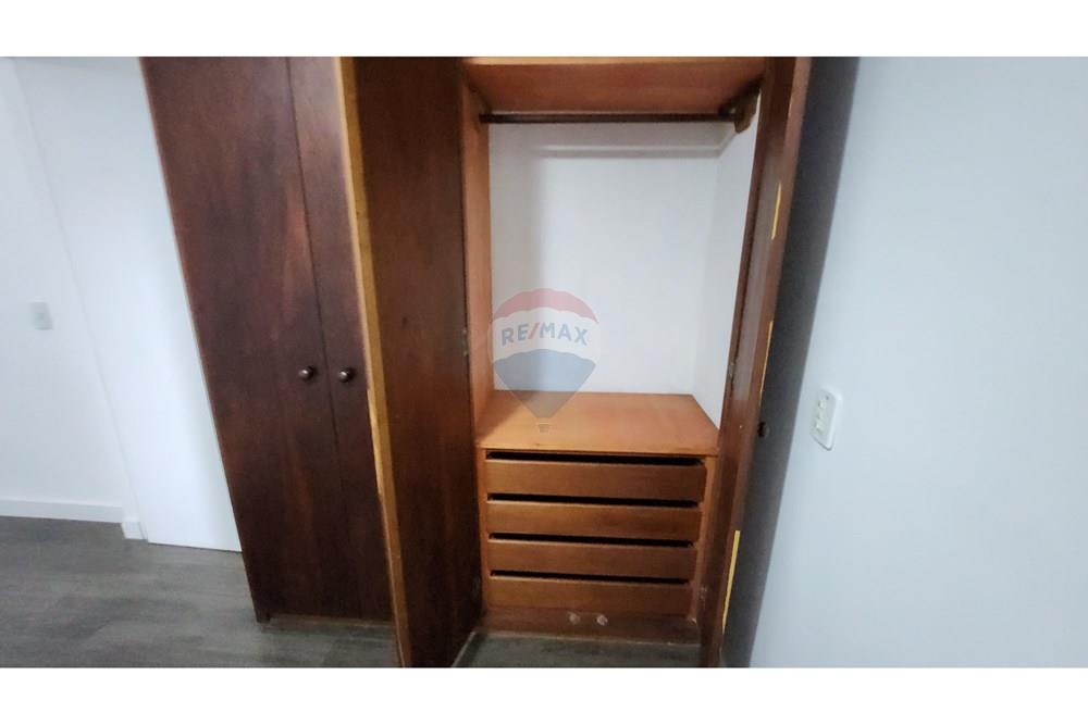 Apartamento à venda com 1 quarto, 34m² - Foto 8