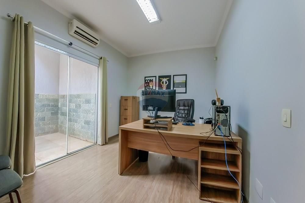 Casa - Venda - Pirassununga , São Paulo - Tratada-94.jpg - 690481046-10