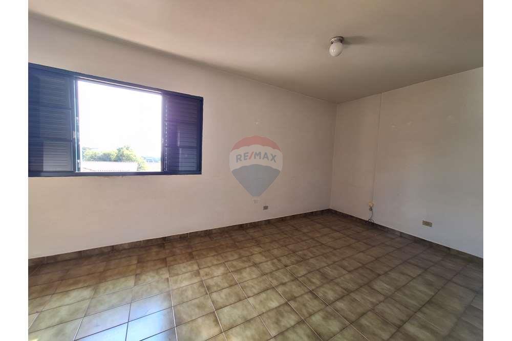 Casa à venda com 6 quartos, 249m² - Foto 22