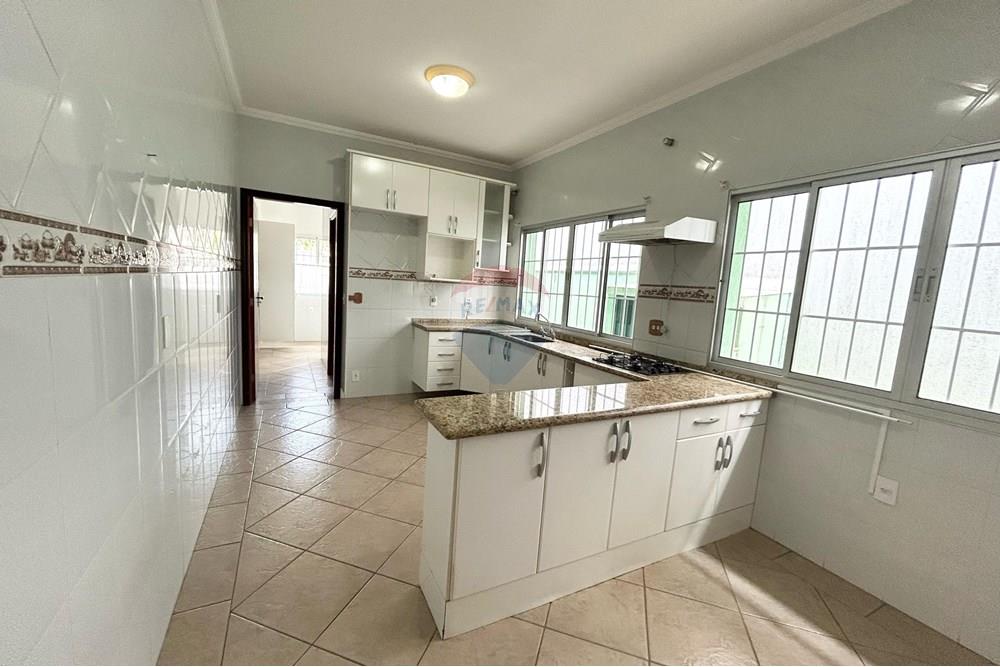 Casa - Alugar - Bragança Paulista , São Paulo - WhatsApp Image 2025-04-17 at 14.57.34 (1).jpeg - Cozinha - 690041099-6