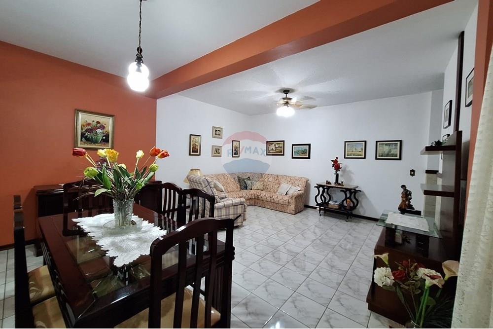 Casa à venda com 2 quartos, 144m² - Foto 37