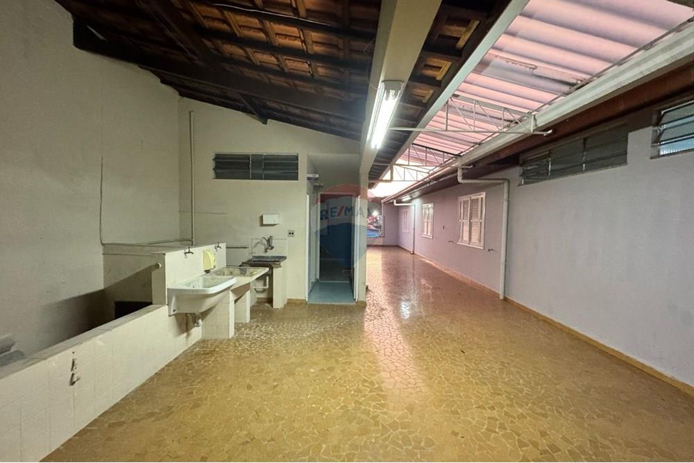 Casa Comercial - Alugar - Bragança Paulista , São Paulo - WhatsApp Image 2025-03-24 at 10.47.40 (2).jpeg - 690041127-26