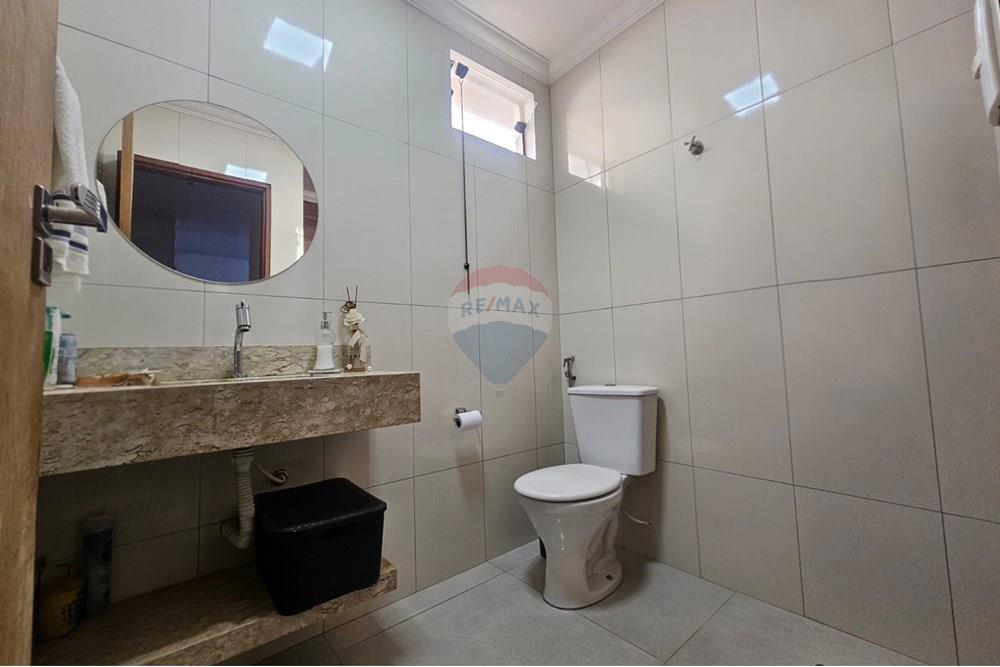 Casa - Venda - Mogi Guaçu , São Paulo - 8ceeba87-9295-49b7-b003-807b7000f119.jpg - Banheiro - 690521133-32