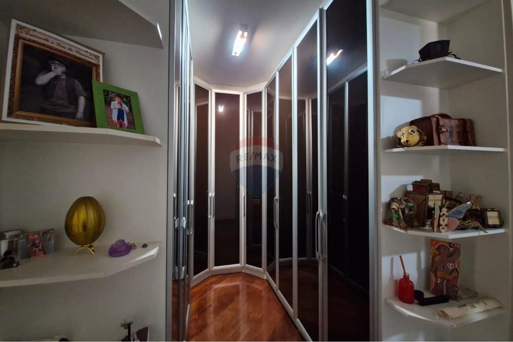 Casa de Condomínio - Alugar - Valinhos , São Paulo - Closet suíte 2.jpeg - 690851002-144