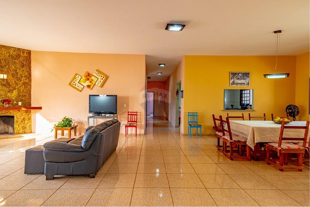 Casa de Campo - Venda - Atibaia , São Paulo - 6 - Vale das Flores.jpg - Sala de estar - 690921092-7