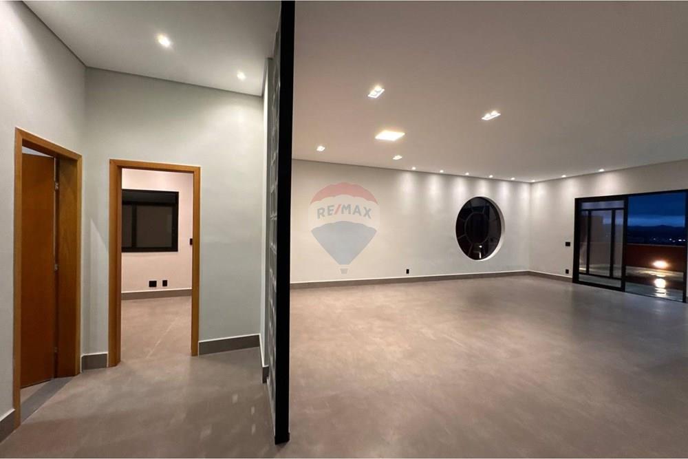 Casa - Venda - Bragança Paulista , São Paulo - photo_1_2026-02-16_15-31-10.jpg - 690041018-333