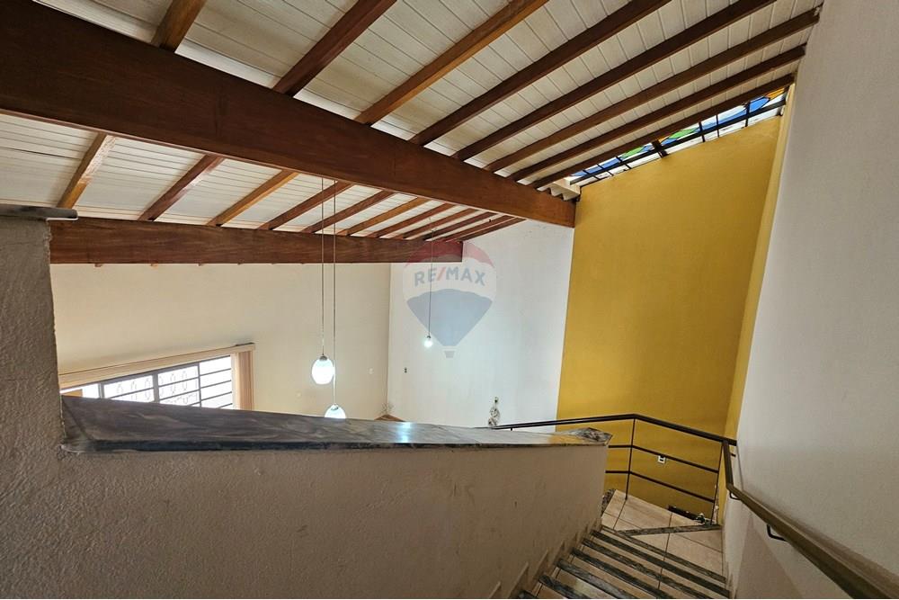 Sobrado - Alugar - Itapira , São Paulo - 20250319_171410.jpg - Corredor - 690291048-57