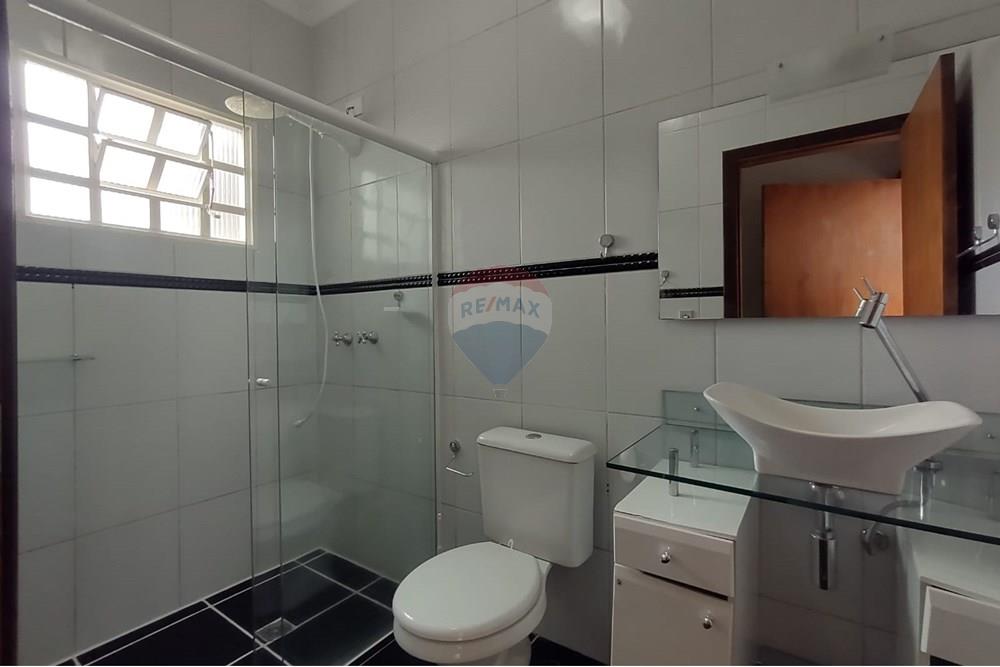 Casa para alugar com 2 quartos, 120m² - Foto 7