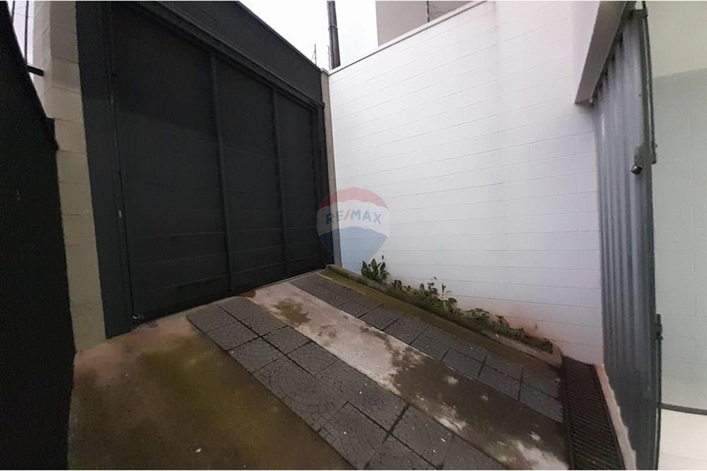Casa - Venda - Jundiaí , São Paulo - Rampa garagem.jpeg - Garagem - 690791013-111
