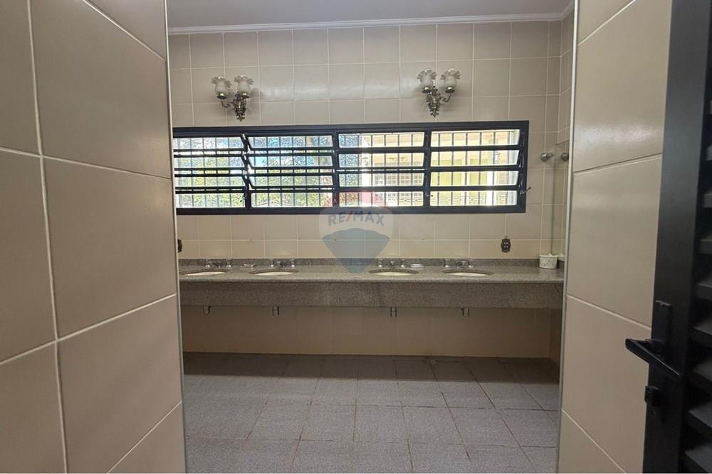 Casa Comercial - Alugar - Bragança Paulista , São Paulo - WhatsApp Image 2026-03-03 at 13.07.37 (3).jpeg - 690041127-159