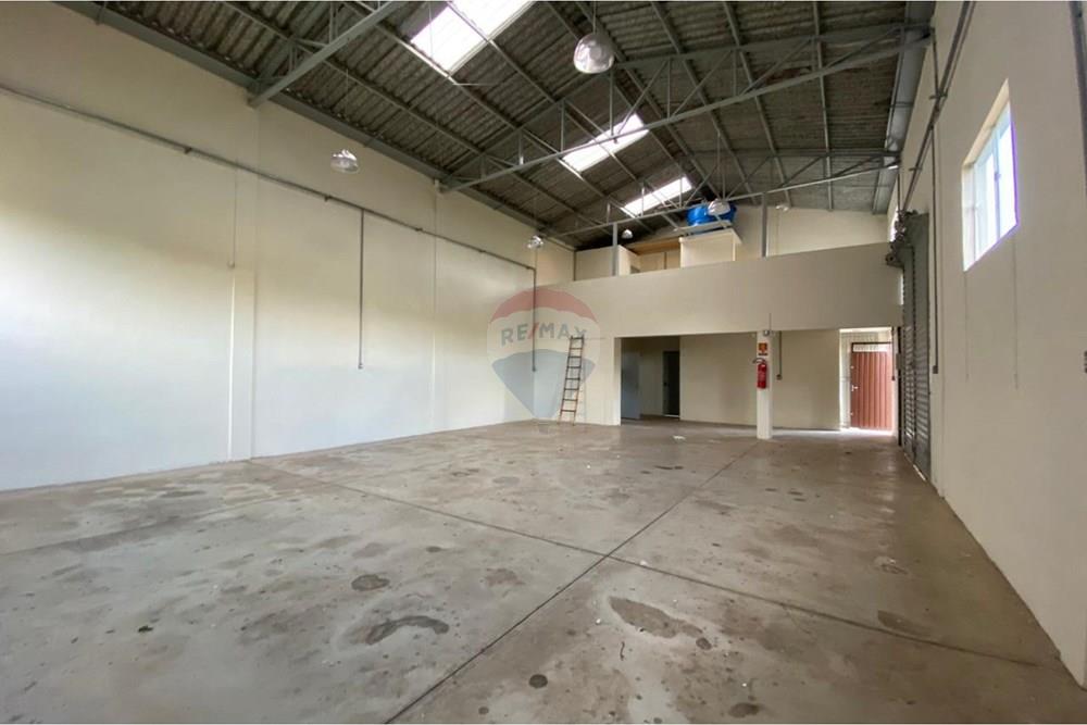 Galpão - Alugar - Bragança Paulista , São Paulo - WhatsApp Image 2026-02-04 at 20.16.05 (4).jpeg - 690041107-36