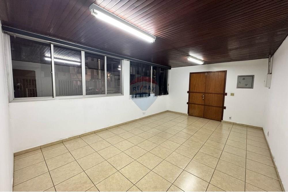 Casa Comercial - Alugar - Bragança Paulista , São Paulo - WhatsApp Image 2025-03-24 at 10.37.34 (1).jpeg - 690041127-26