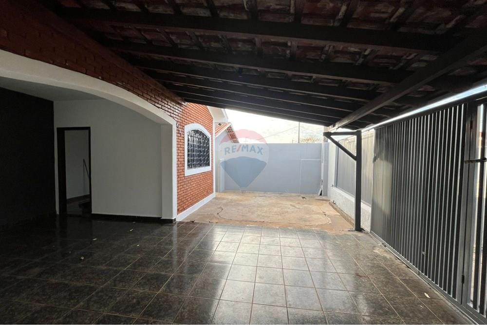 Casa - Venda - Araraquara , São Paulo - WhatsApp Image 2025-09-11 at 10.34.39 (4).jpeg - 690151080-16