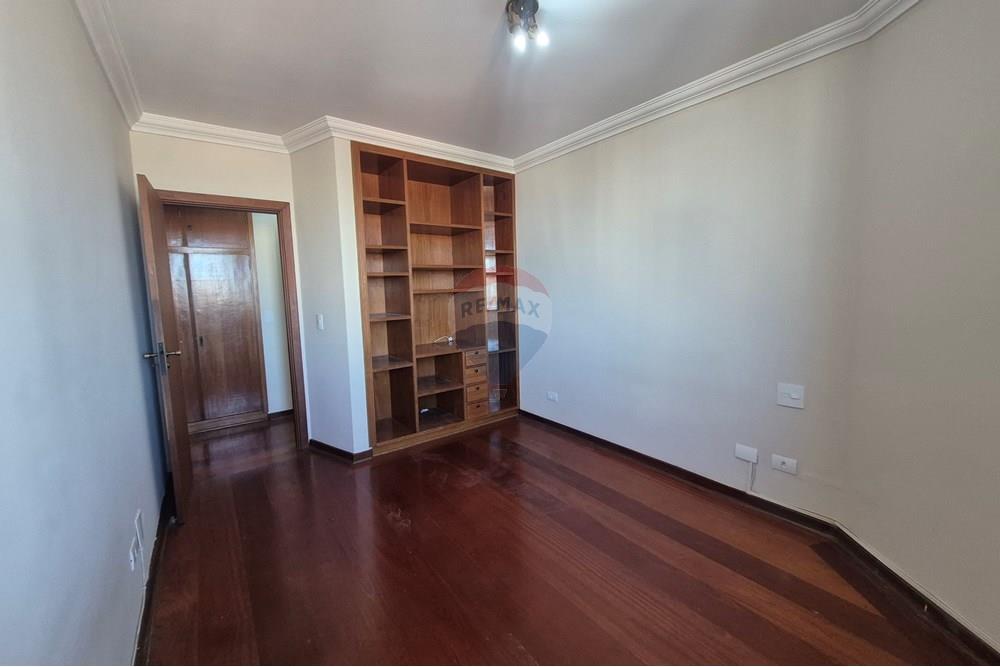 Apartamento à venda com 4 quartos, 221m² - Foto 51