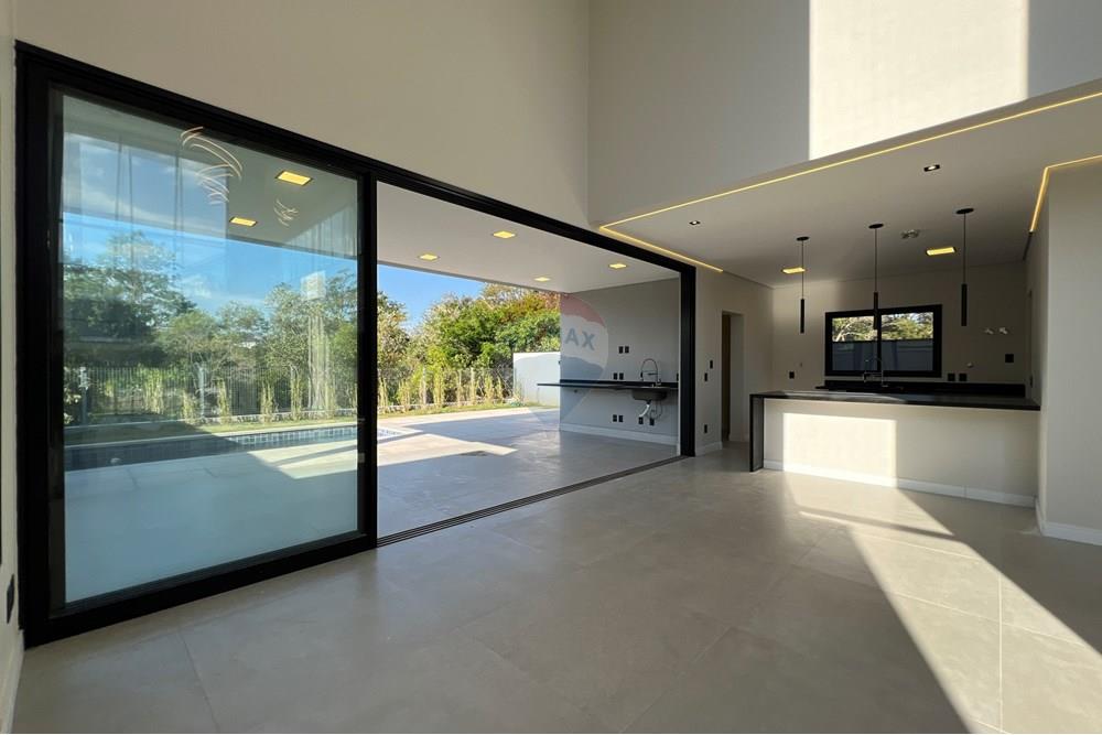 Casa de Condomínio - Venda - Santana de Parnaíba , São Paulo - DJI_20251110_162453_298.JPG - Cozinha - 691081036-1