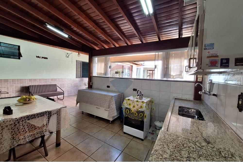 Casa à venda com 2 quartos, 144m² - Foto 33