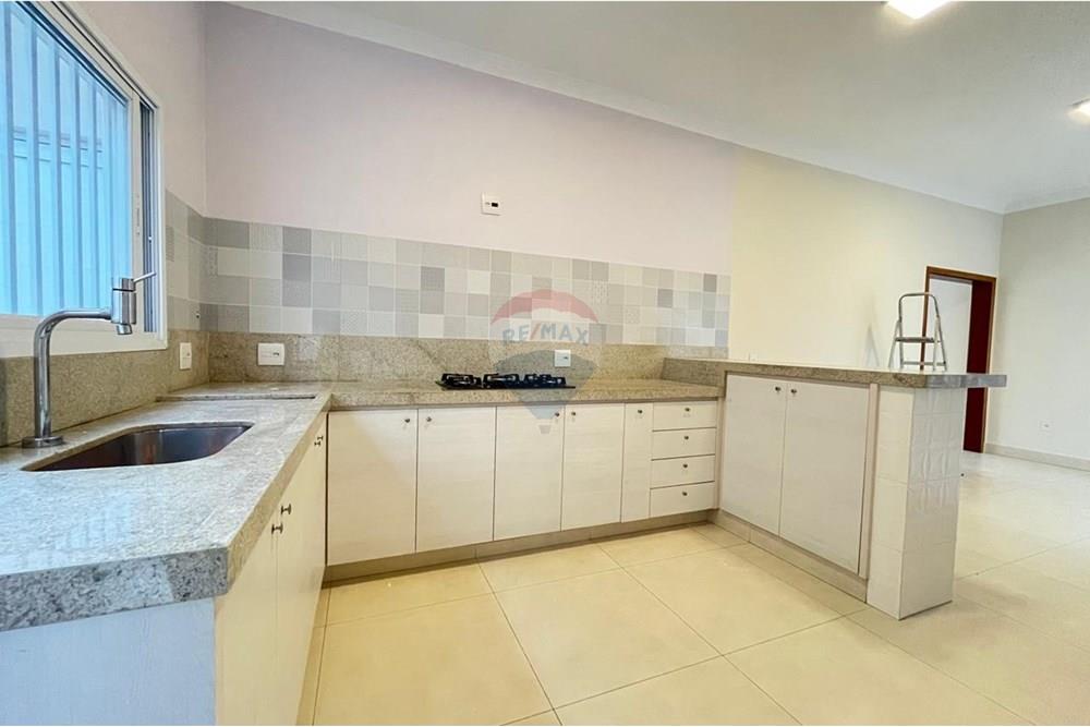 Casa - Alugar - Valinhos , São Paulo - WhatsApp Image 2025-12-19 at 10.43.53 (13).jpeg - 690851088-31