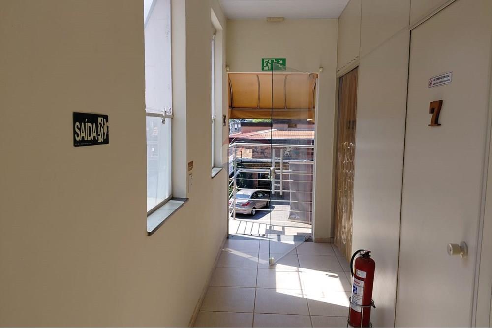 Cj. Comercial/ Sala - Alugar - Holambra , São Paulo - Saída.jpeg - Corredor - 690671067-14