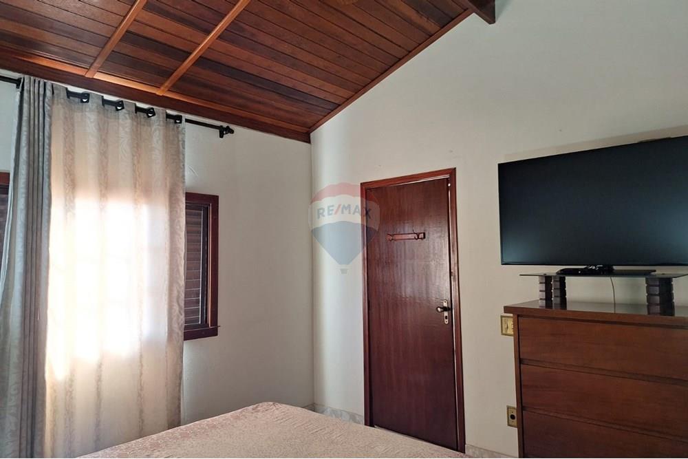 Casa à venda com 2 quartos, 144m² - Foto 15