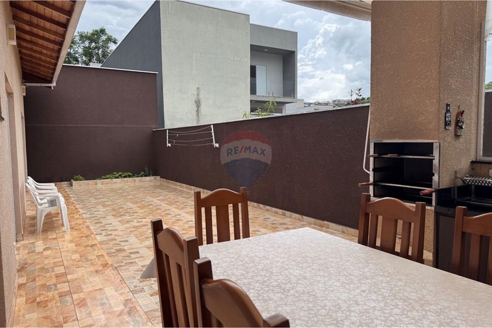 Casa de Condomínio - Venda - Bragança Paulista , São Paulo - photo_5145678160337767397_y.jpg - 690041052-135